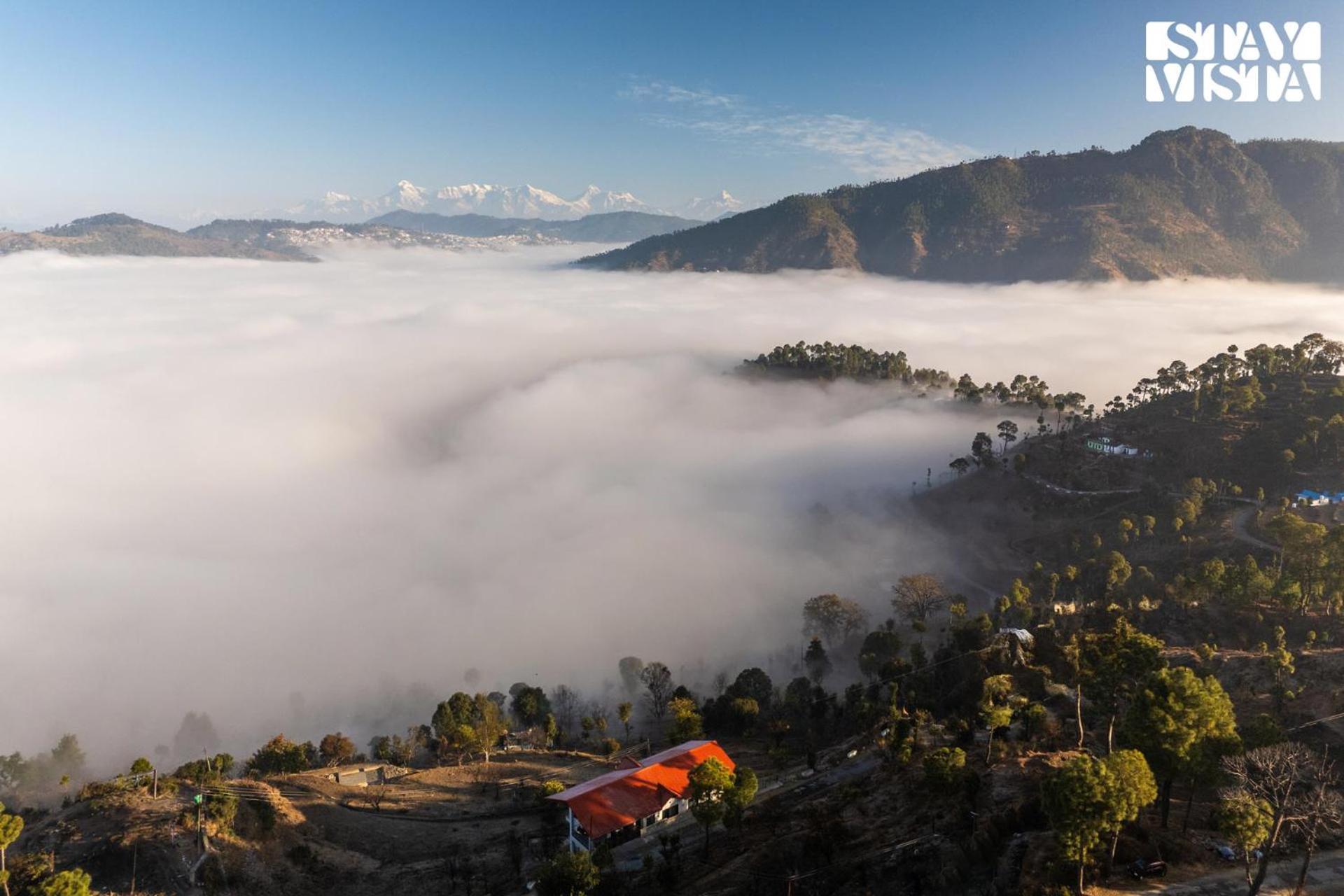 Stayvista At Amulyam Villa With Lawn & Bonfire Mukteshwar Exterior foto